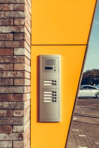 Interphone pour immeuble : sécurité, installation et choix facile