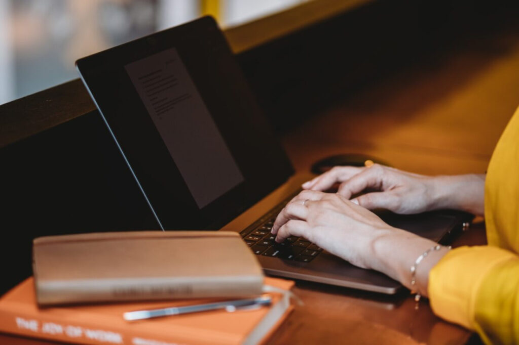 Calculer vos frais d'agence immobilière : Guide simple 💡 2 Calculer vos frais d’agence immobilière : Guide simple 💡