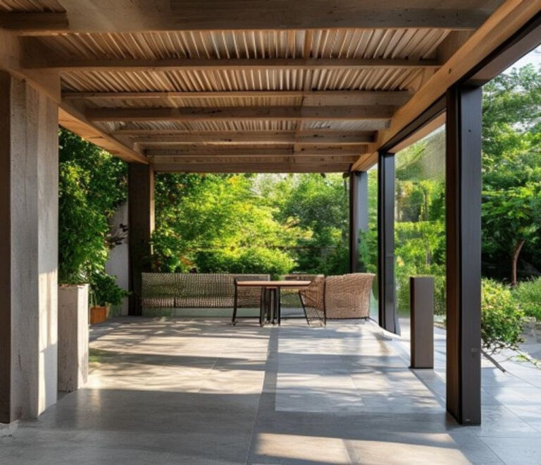 Pergola bioclimatique ou traditionnelle : les différences 3 Pergola bioclimatique ou traditionnelle : les différences